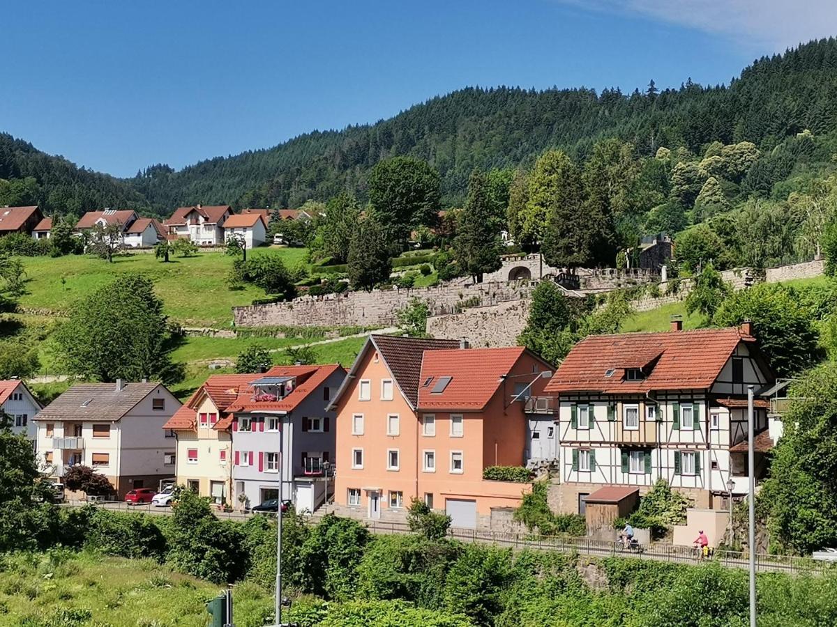 Hotel Gruener Baum - Hotel Im Murgtal, Schwarzwald Weisenbach Exterior foto